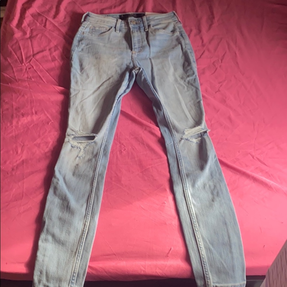 Light wash blue Hollister jeans new